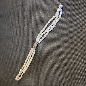Freshwater pearl bracelet